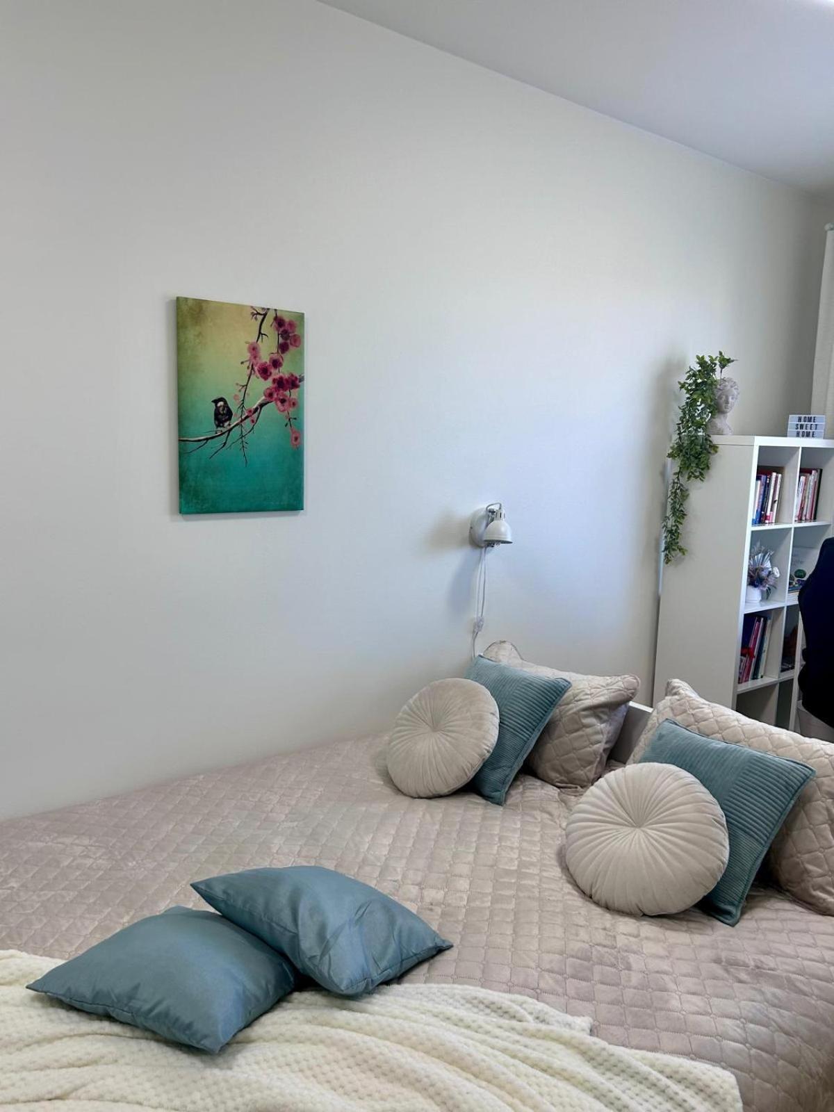 Stella'S Apartment - City Center - Free Secure Parking - Big Sun Terrace - Air Conditioning - Wifi - Tram To The Tallinn Bus Station And Old Town Экстерьер фото