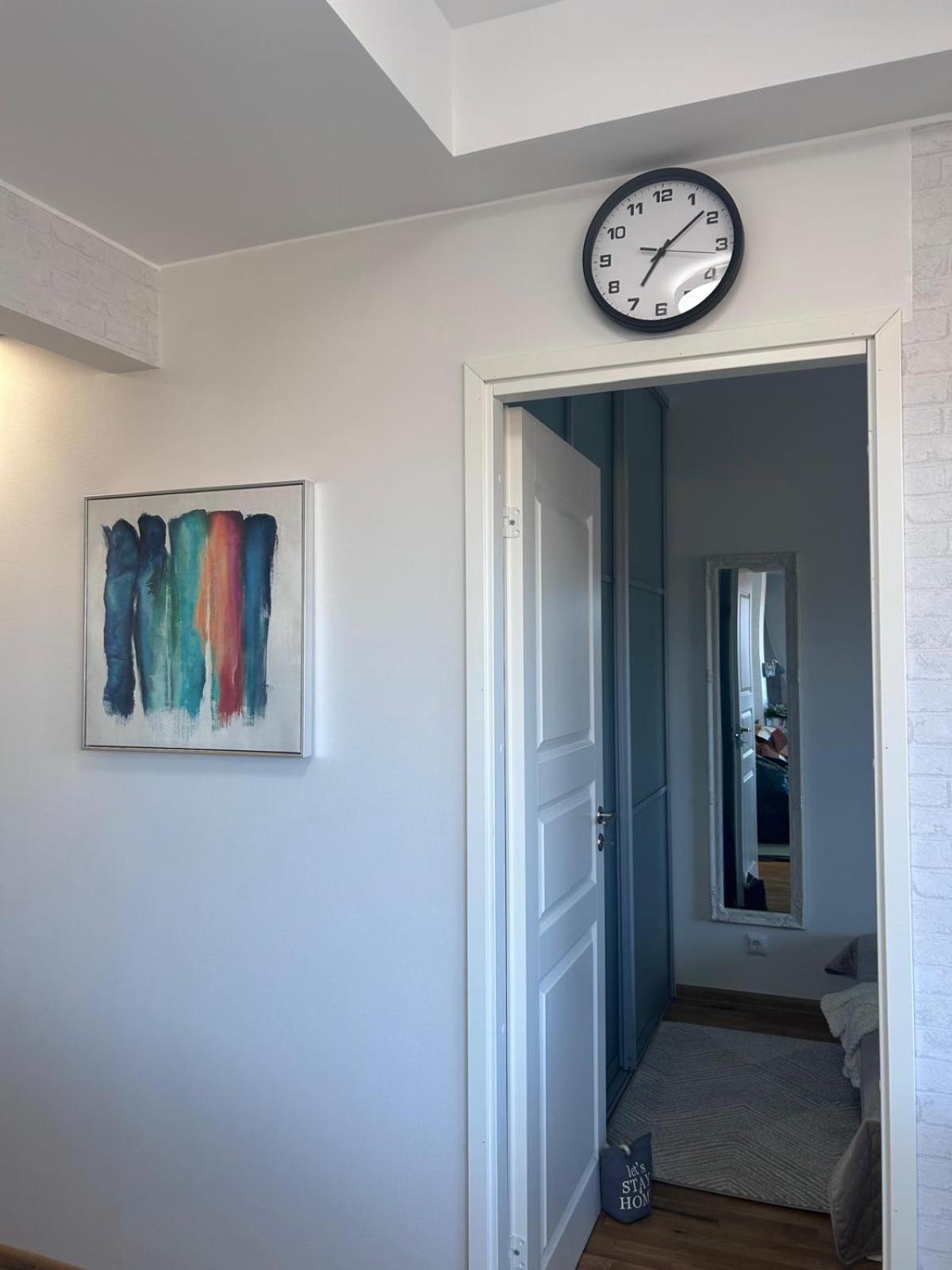 Stella'S Apartment - City Center - Free Secure Parking - Big Sun Terrace - Air Conditioning - Wifi - Tram To The Tallinn Bus Station And Old Town Экстерьер фото