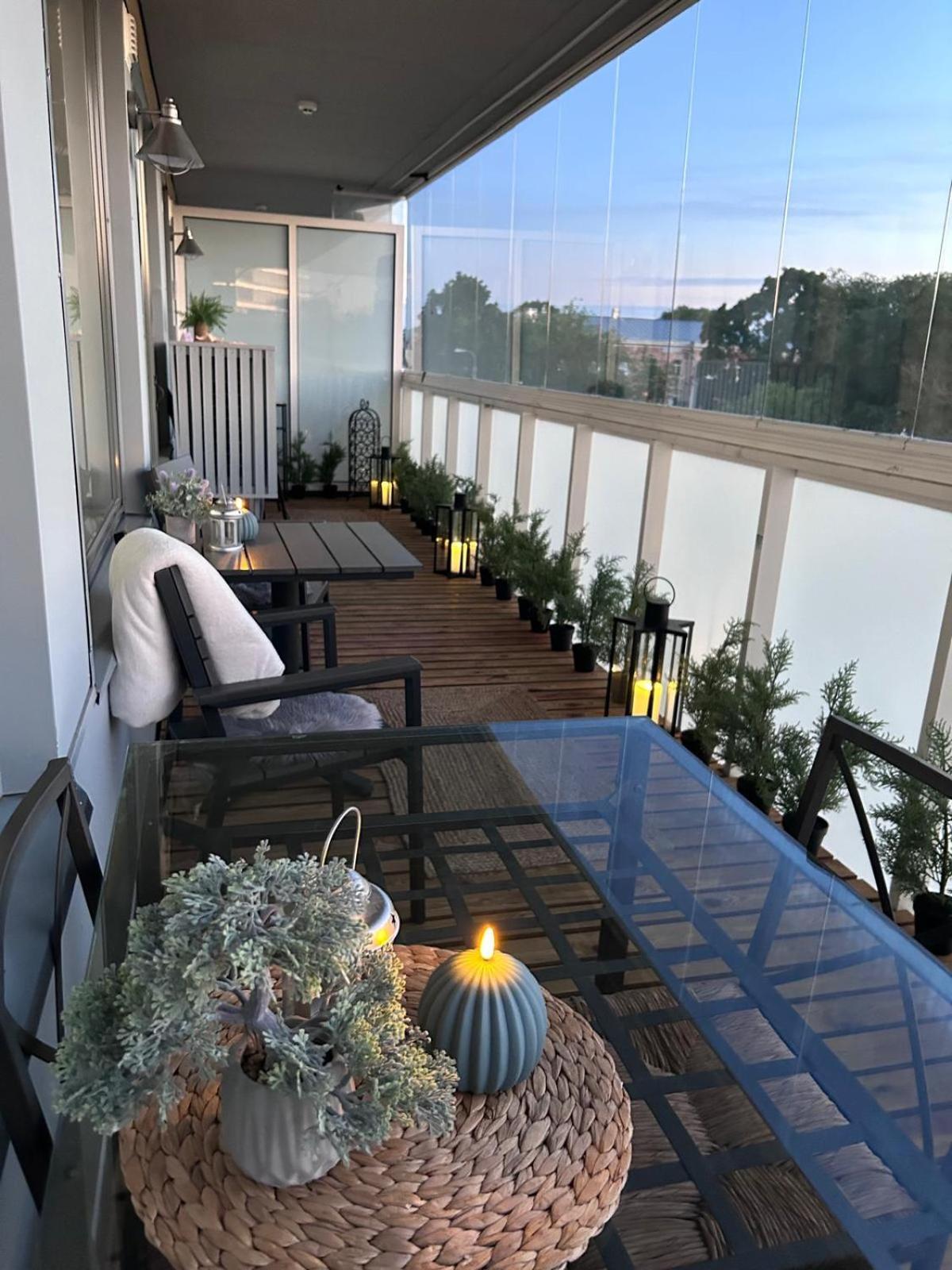 Stella'S Apartment - City Center - Free Secure Parking - Big Sun Terrace - Air Conditioning - Wifi - Tram To The Tallinn Bus Station And Old Town Экстерьер фото